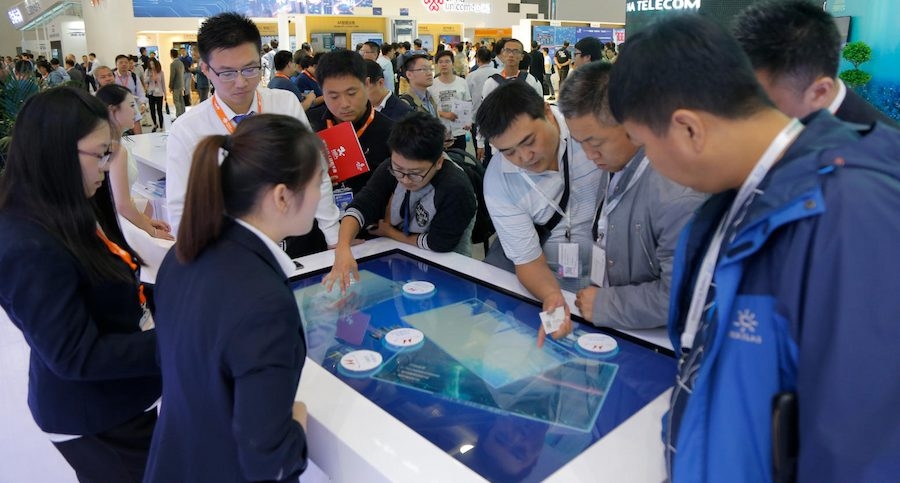 Exhibition-Interactive-Touch-Table (1).jpg