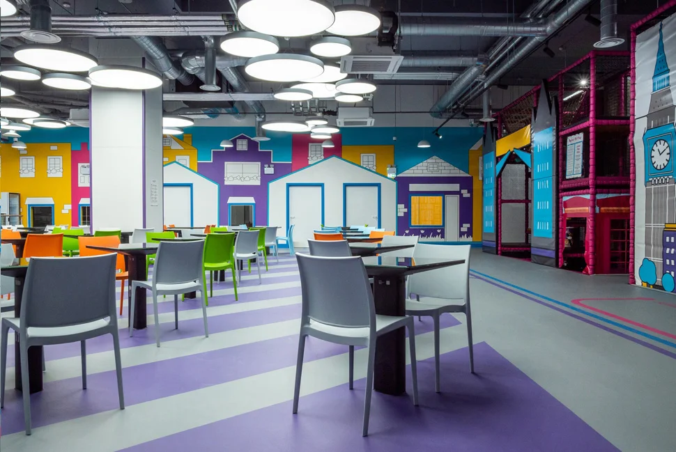 Interactive touch restaurant tables in family-friendly restaurant in Munich