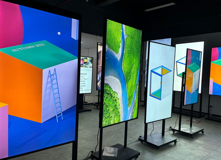 Outdoor high brightness advertising display manufacturer - High Brightness Display Factory Equipment