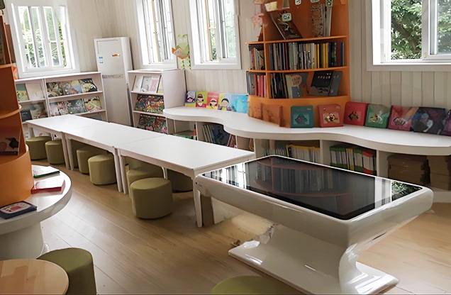 Educational Touch Table for Modern Smart Classrooms